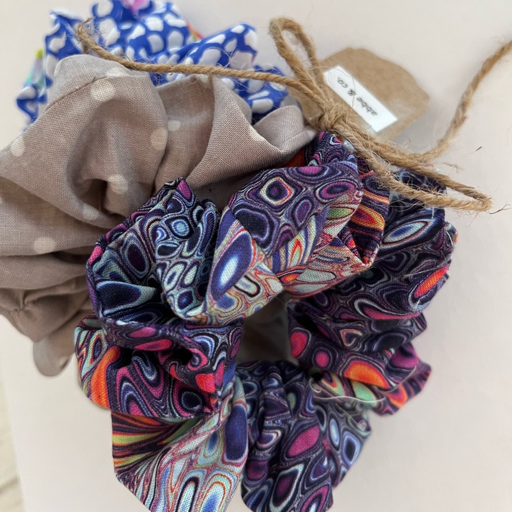3 scrunchies colorful lot of 3